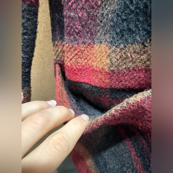 JL Colebrook Wool Blend Jacket Suede Collar Red Plaid Outdoor 90s Med - Picture 7 of 12